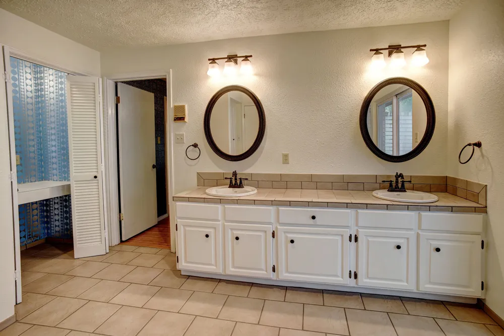 204 Maynard Street Bastrop, TX 78602