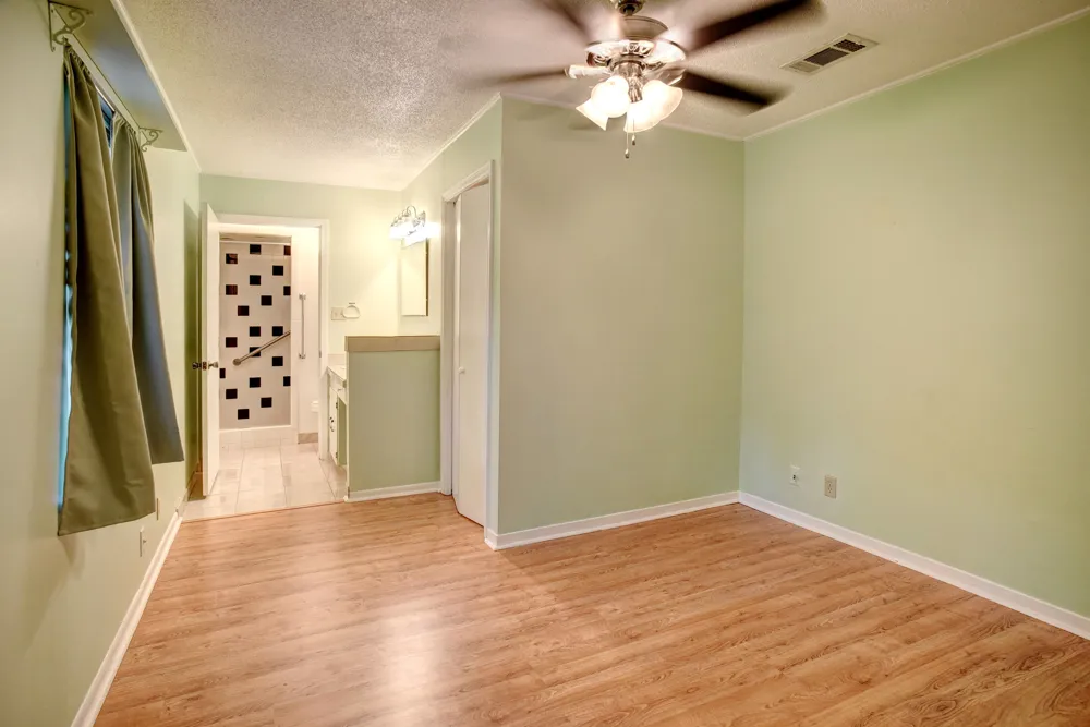 204 Maynard Street Bastrop, TX 78602