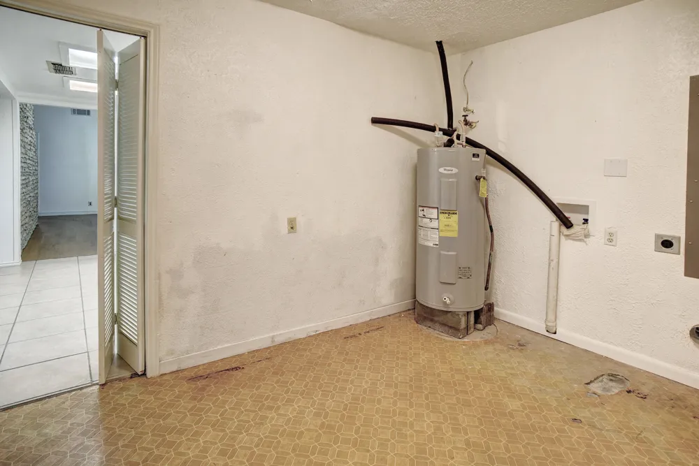 204 Maynard Street Bastrop, TX 78602