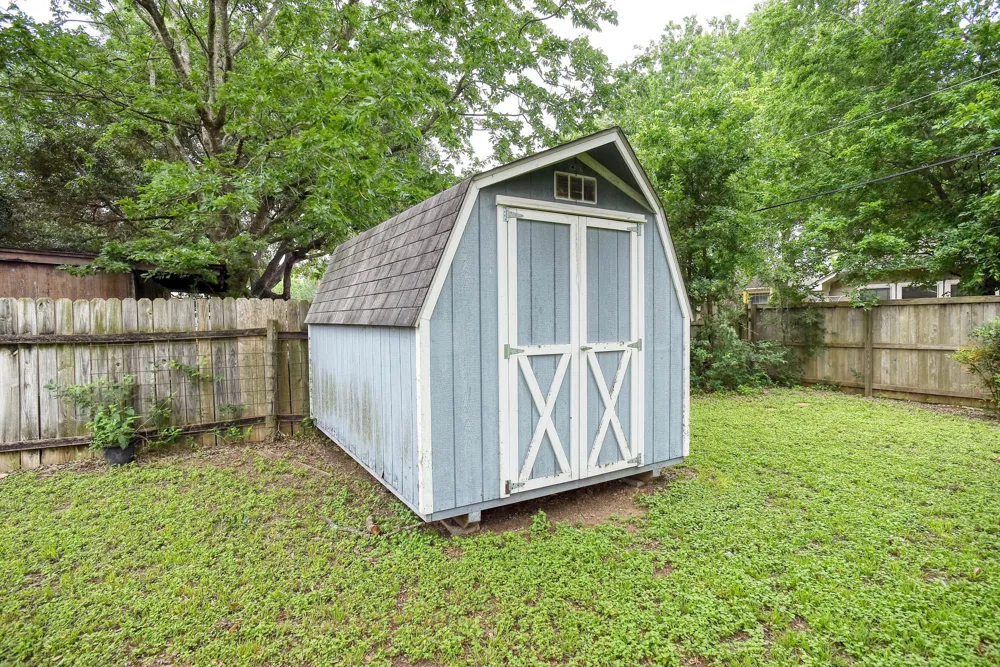 204 Maynard Street Bastrop, TX 78602