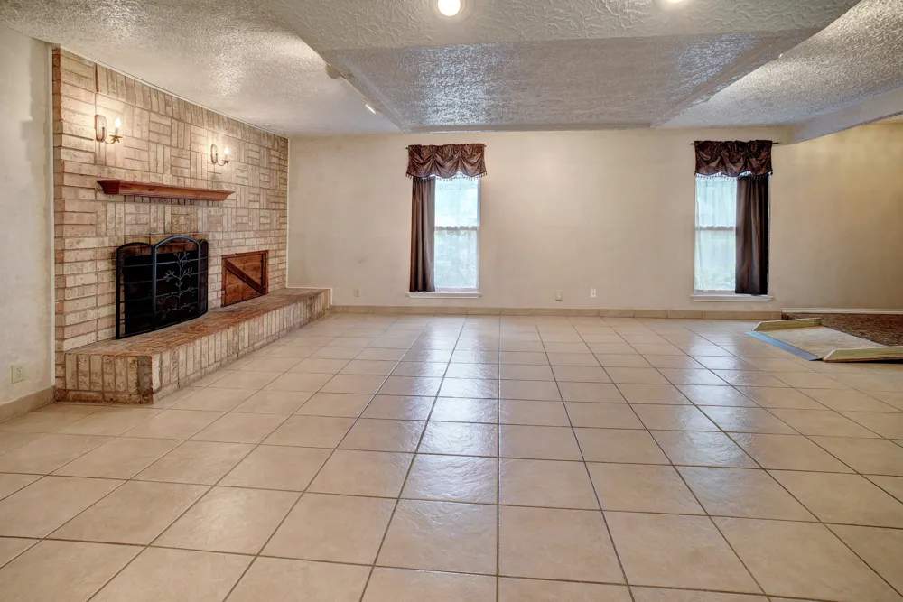 204 Maynard Street Bastrop, TX 78602
