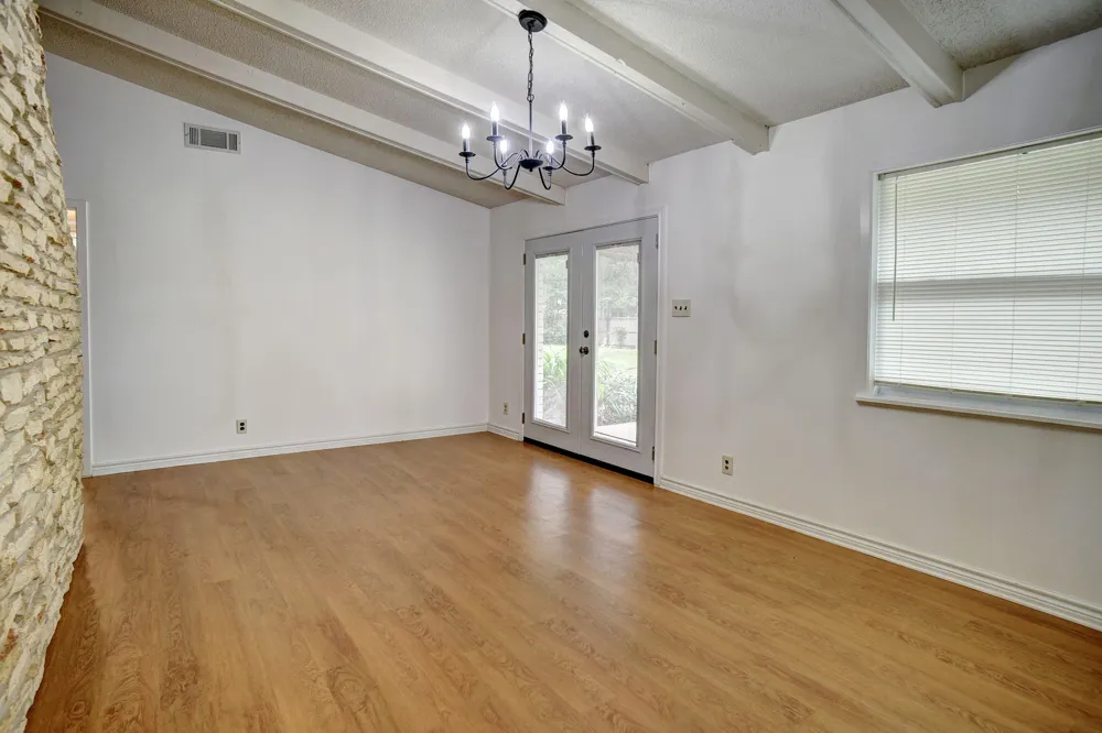 204 Maynard Street Bastrop, TX 78602