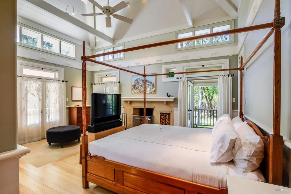 3820 Warm Springs Road Glen Ellen, CA 95442