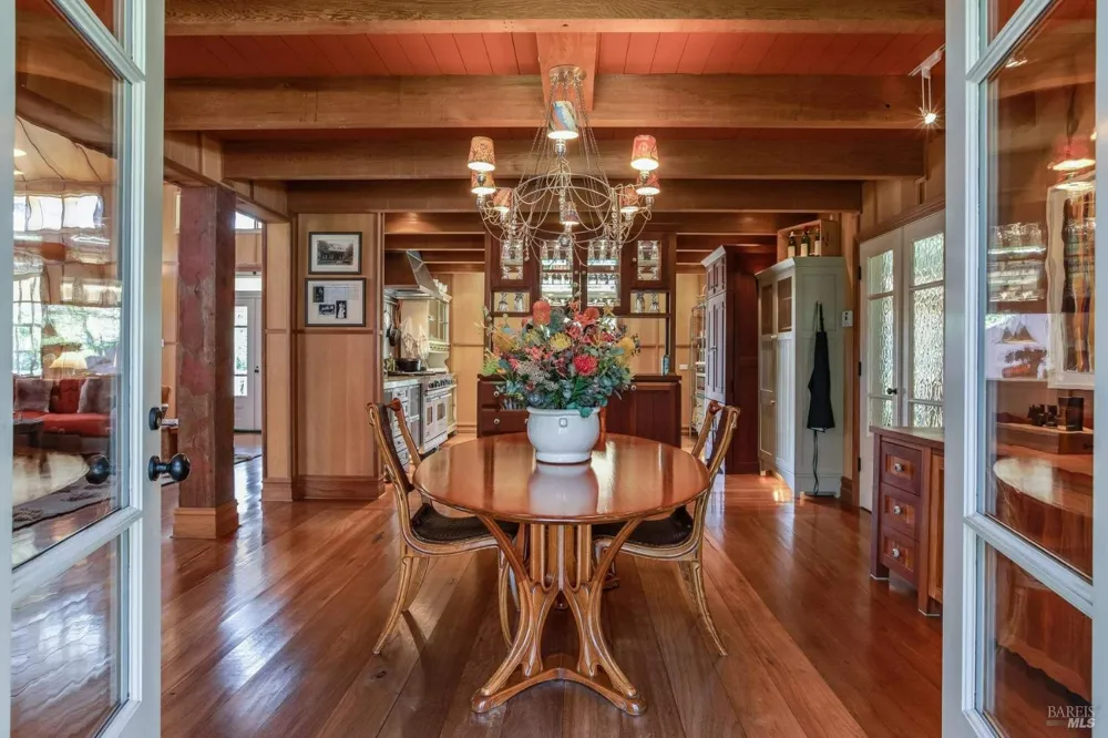 3820 Warm Springs Road Glen Ellen, CA 95442