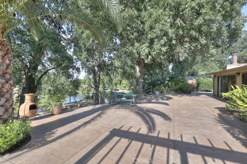 11714 Livingston Cressey Livingston, CA 95334