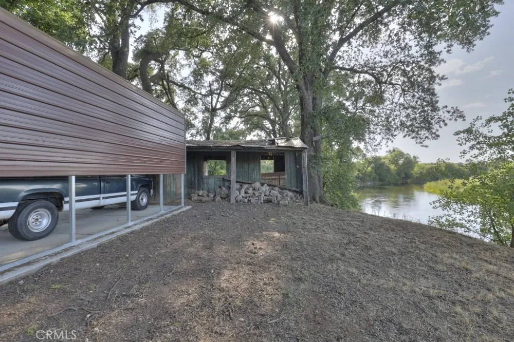 11714 Livingston Cressey Livingston, CA 95334