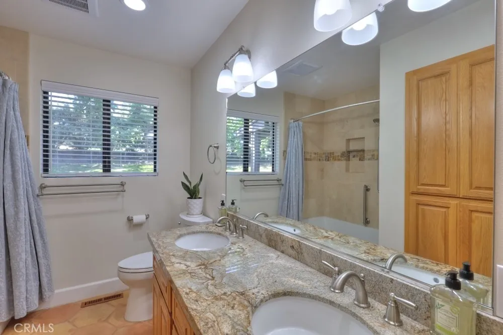 11714 Livingston Cressey Livingston, CA 95334