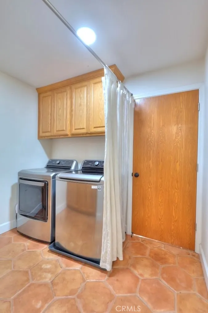 11714 Livingston Cressey Livingston, CA 95334