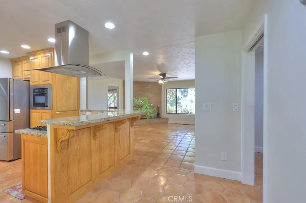 11714 Livingston Cressey Livingston, CA 95334