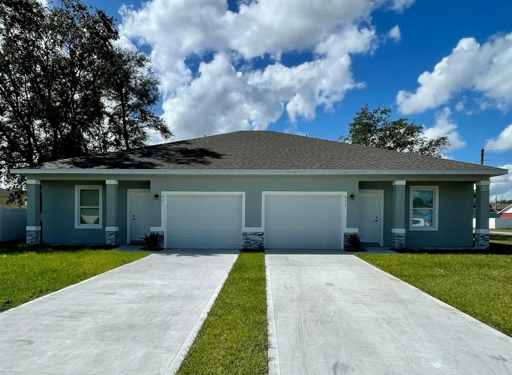 407 BEDLINGTON COURT Kissimmee, FL 34758