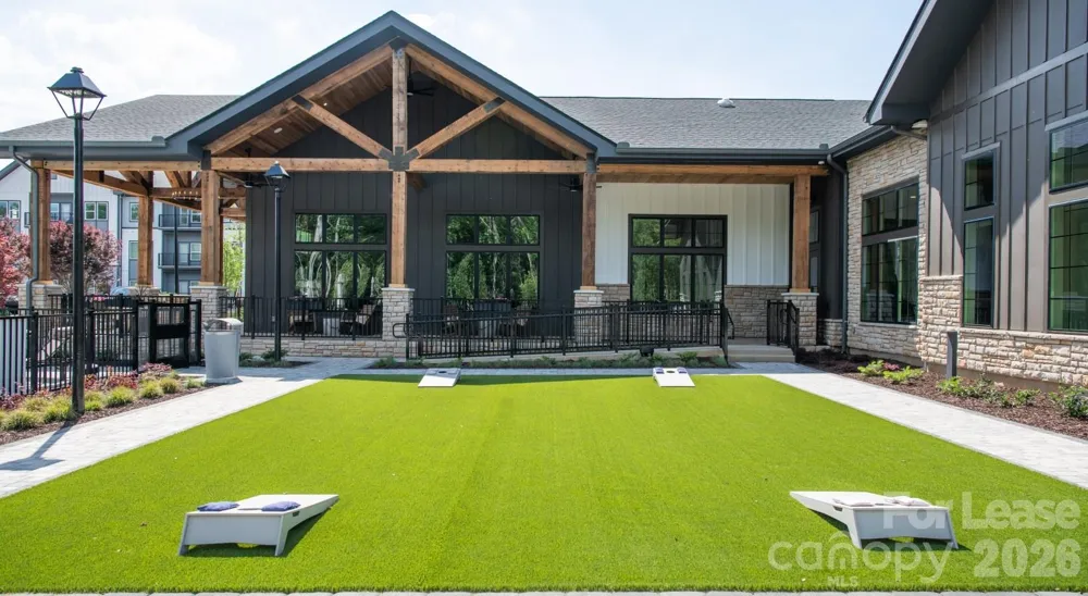 15120 Village Xing Road #B1 Huntersville, NC 28078