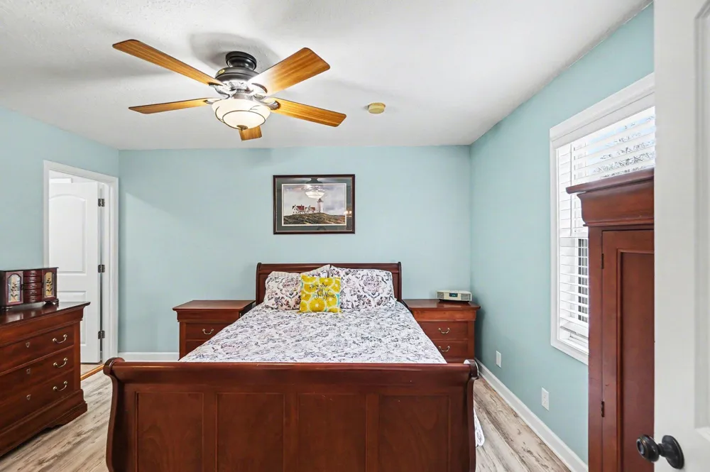 3520 W Lake Drive Orient Township, MI 49679