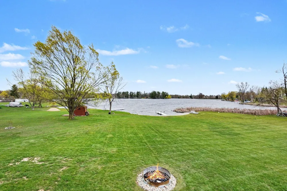 3520 W Lake Drive Orient Township, MI 49679