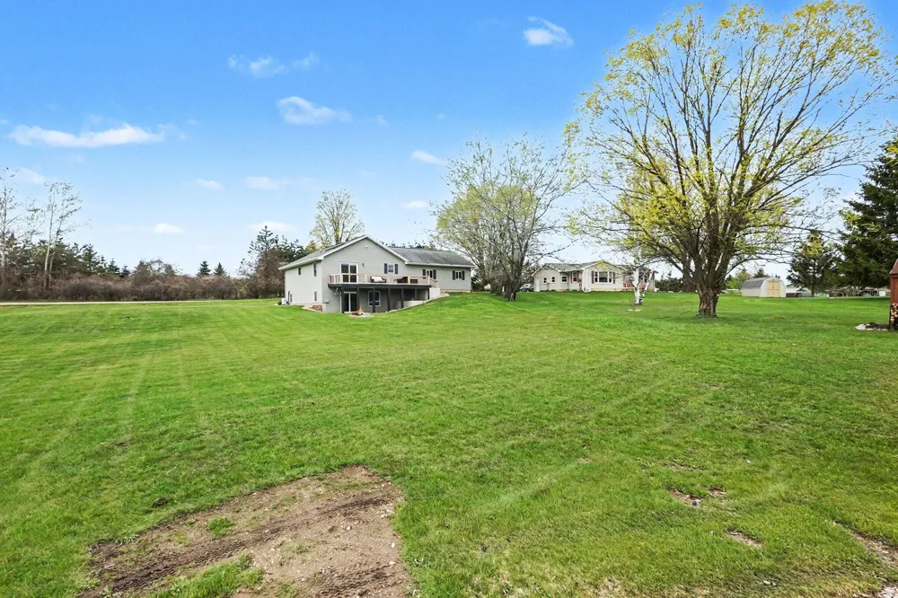 3520 W Lake Drive Orient Township, MI 49679