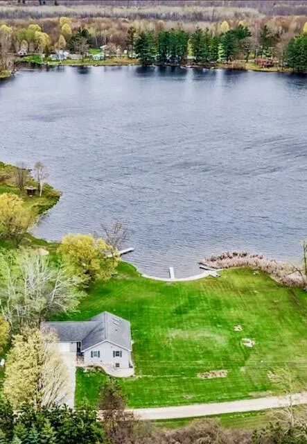 3520 W Lake Drive Orient Township, MI 49679