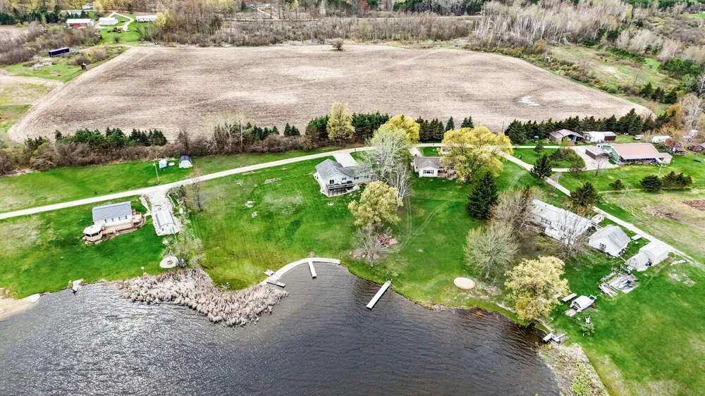 3520 W Lake Drive Orient Township, MI 49679