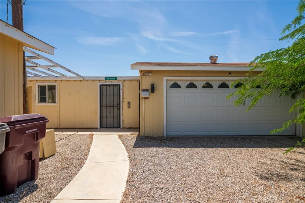 783 Molokai Thermal, CA 92274