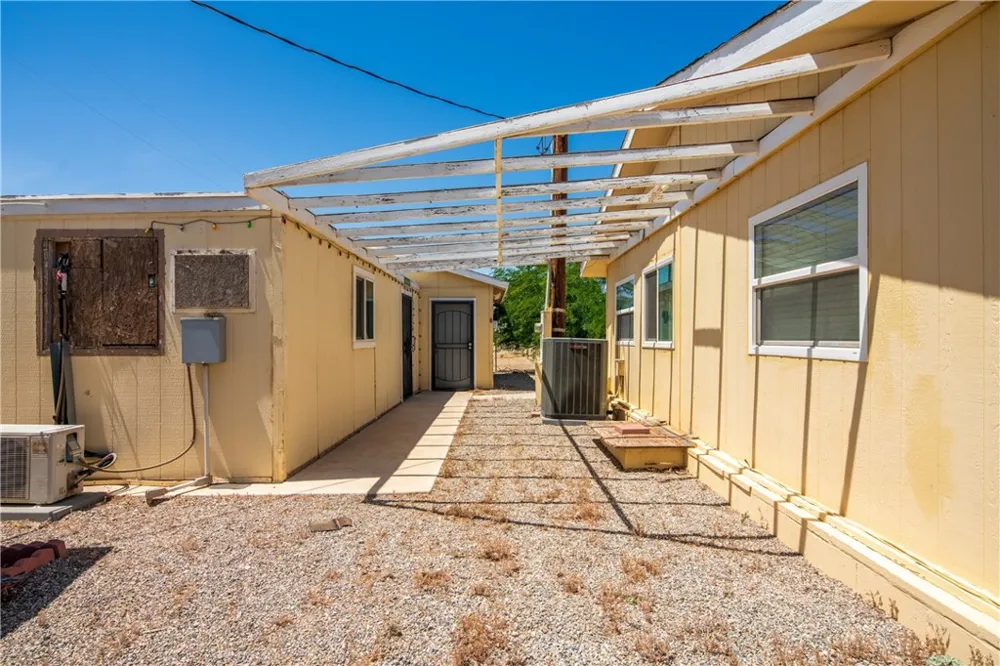 783 Molokai Thermal, CA 92274