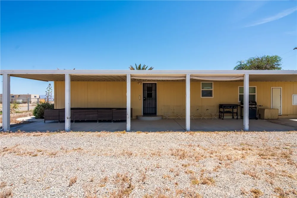 783 Molokai Thermal, CA 92274