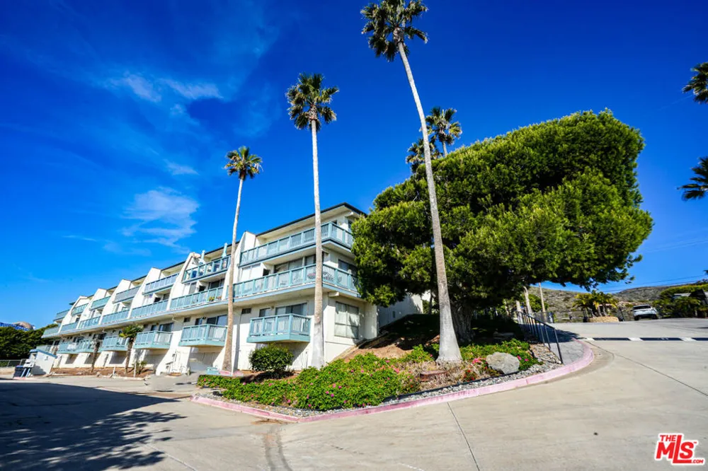 11874 Coral Reef Lane Malibu, CA 90265