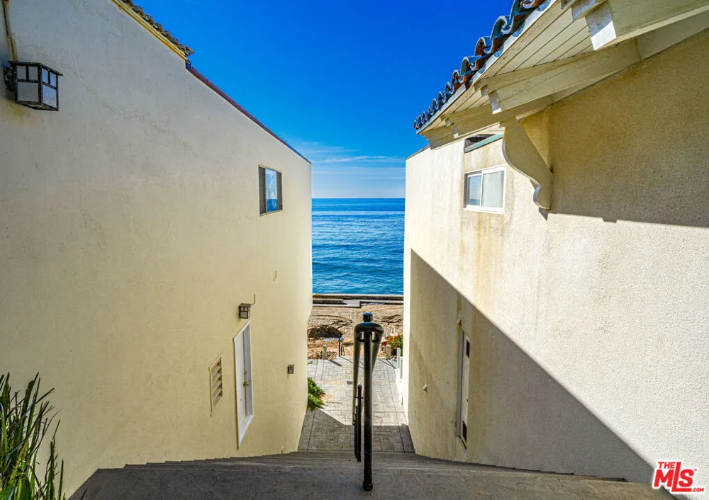 11874 Coral Reef Lane Malibu, CA 90265
