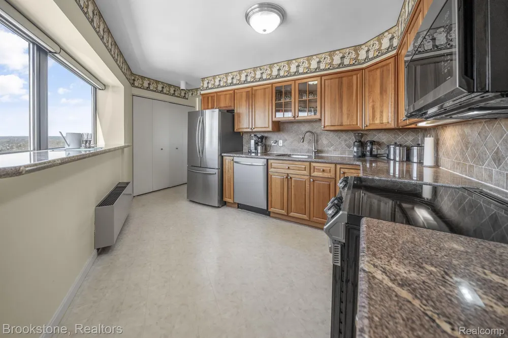 5000 Town Center Drive #Ste # 2301 Southfield City, MI 48075