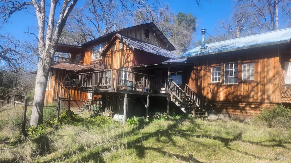 35720 Mendocino Pass Road Covelo, CA 95428