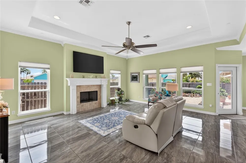 15853 GRENADINE DRIVE Corpus Christi, TX 78418