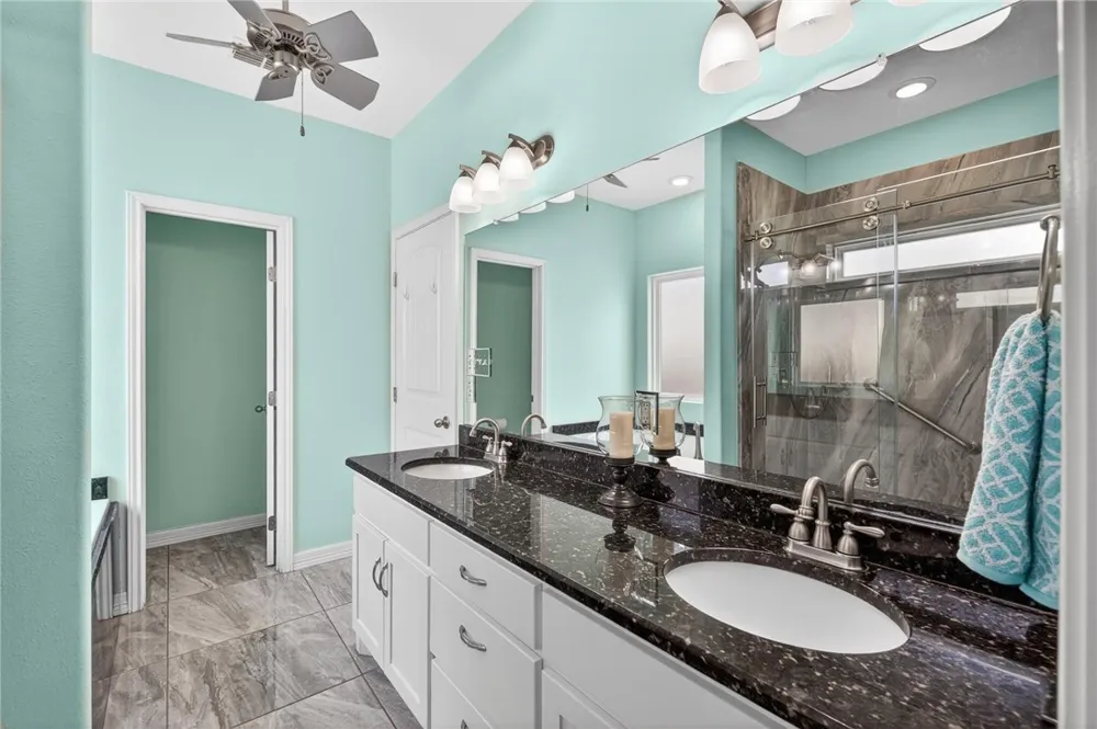 15853 GRENADINE DRIVE Corpus Christi, TX 78418
