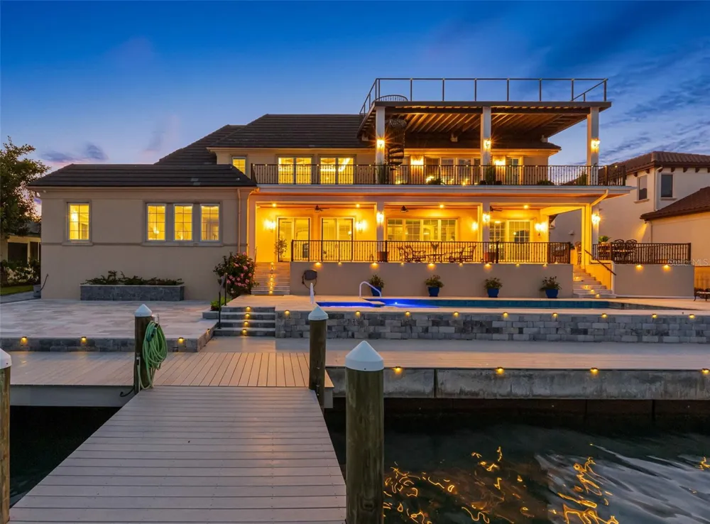 487 MEADOW LARK DR Sarasota, FL 34236