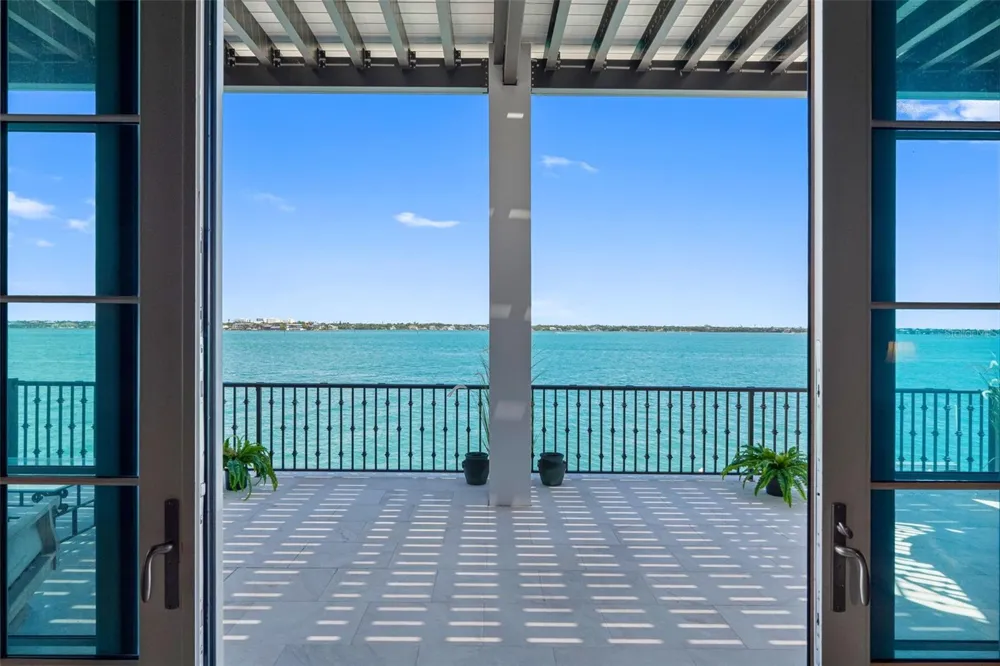 487 MEADOW LARK DR Sarasota, FL 34236