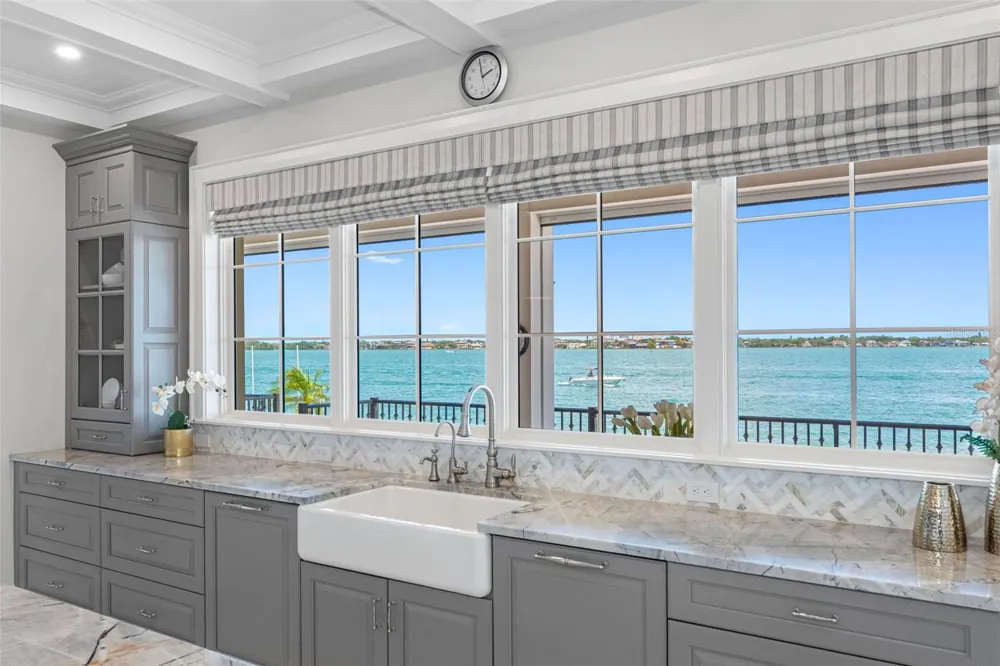 487 MEADOW LARK DR Sarasota, FL 34236