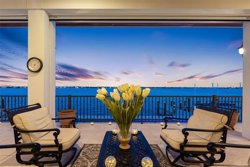 487 MEADOW LARK DR Sarasota, FL 34236