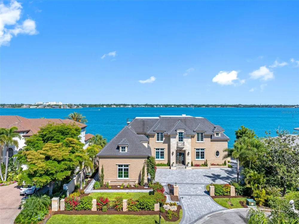 487 MEADOW LARK DR Sarasota, FL 34236