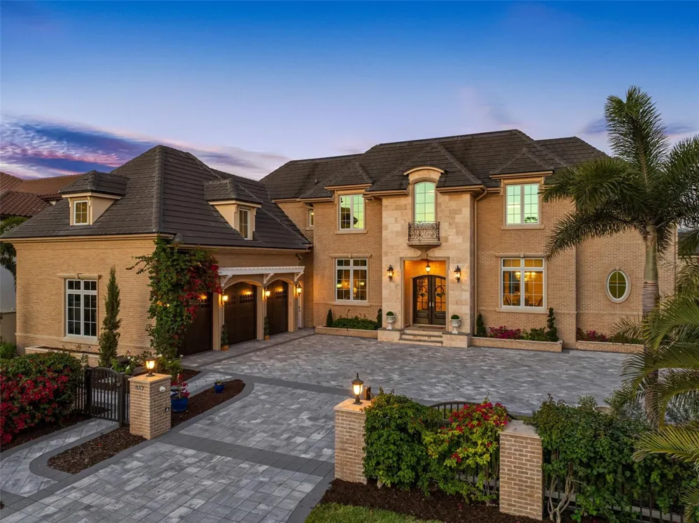 487 MEADOW LARK DR Sarasota, FL 34236