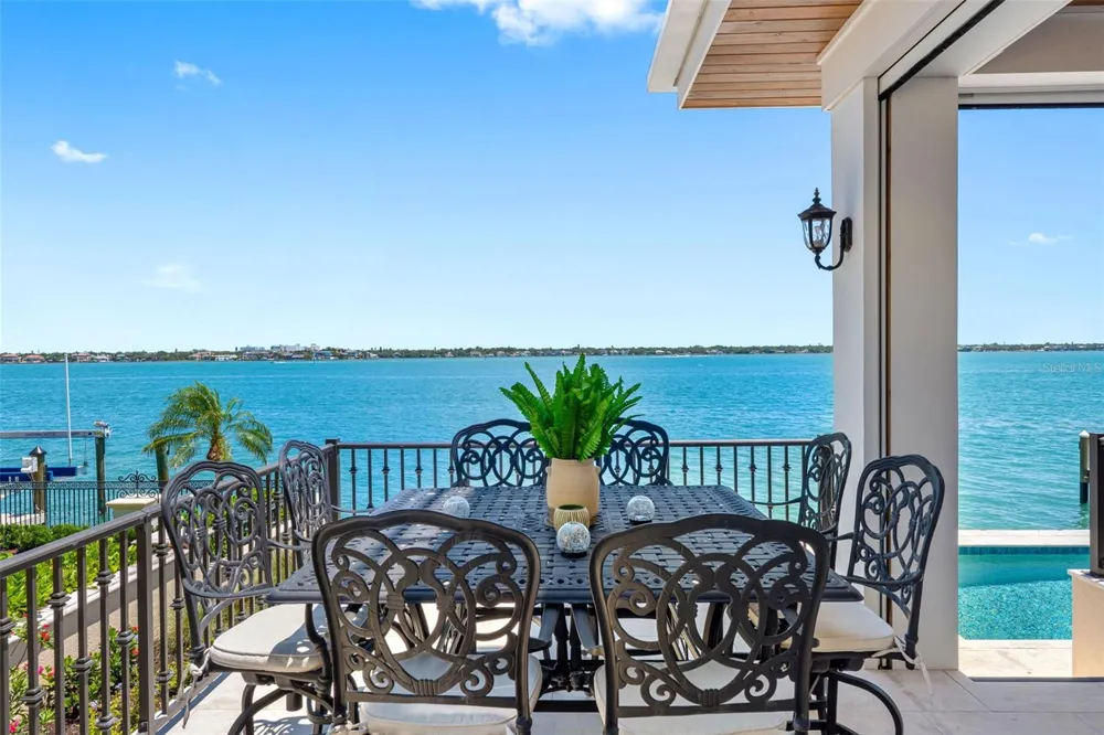 487 MEADOW LARK DR Sarasota, FL 34236