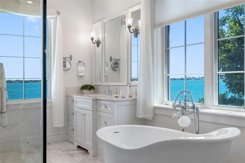 487 MEADOW LARK DR Sarasota, FL 34236
