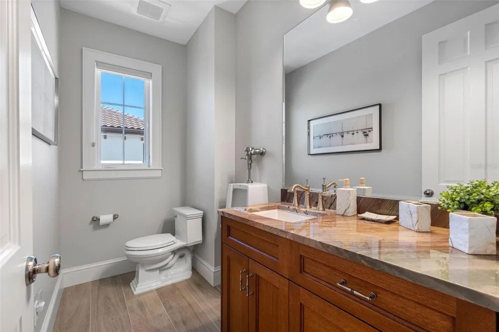487 MEADOW LARK DR Sarasota, FL 34236