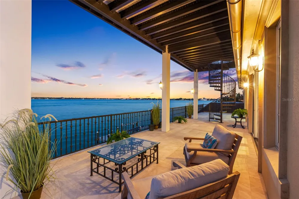 487 MEADOW LARK DR Sarasota, FL 34236