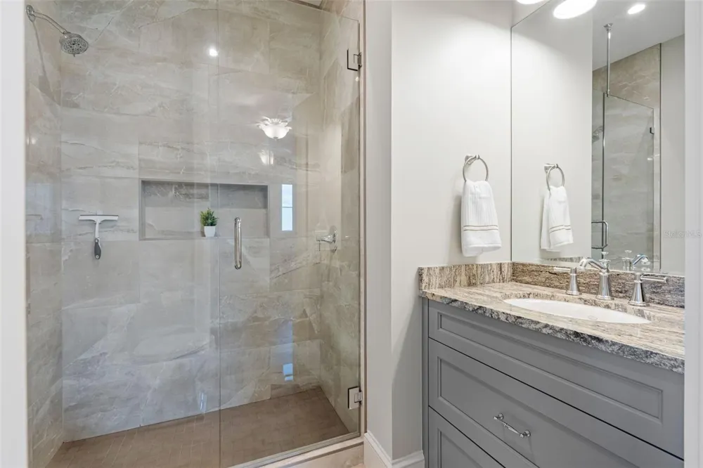 487 MEADOW LARK DR Sarasota, FL 34236