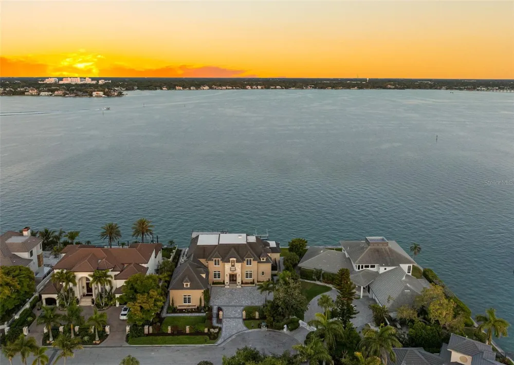 487 MEADOW LARK DR Sarasota, FL 34236