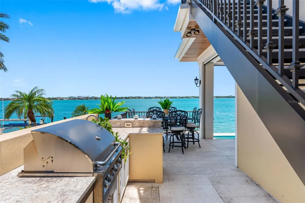 487 MEADOW LARK DR Sarasota, FL 34236