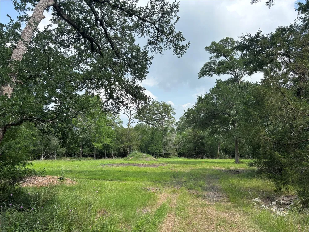 4001 Counsil Lane Brenham, TX 77833