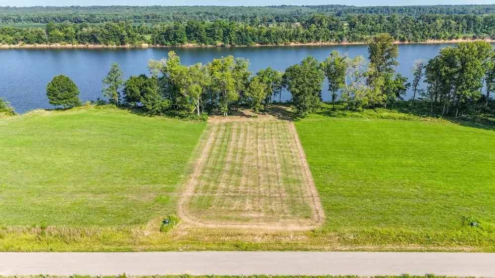 6 CADEN CV Savannah, TN 38372