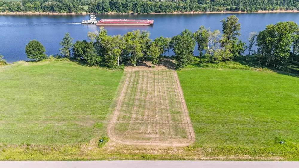 6 CADEN CV Savannah, TN 38372