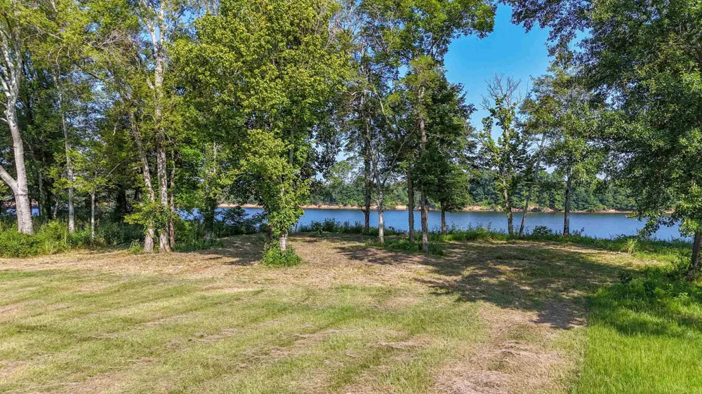 6 CADEN CV Savannah, TN 38372