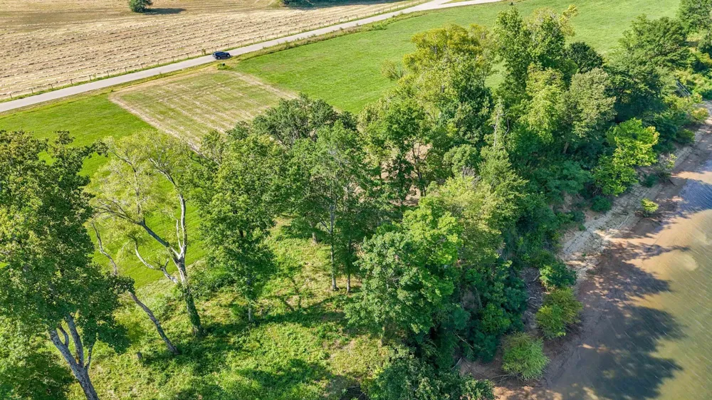 6 CADEN CV Savannah, TN 38372