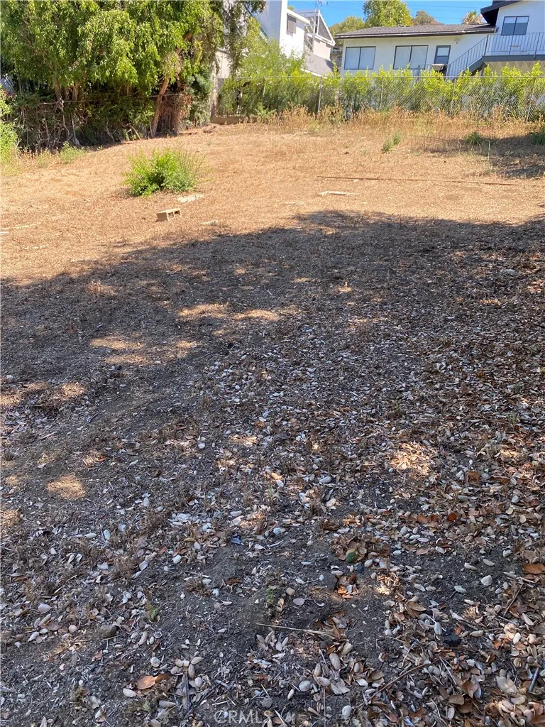 Elm Calabasas, CA 91302