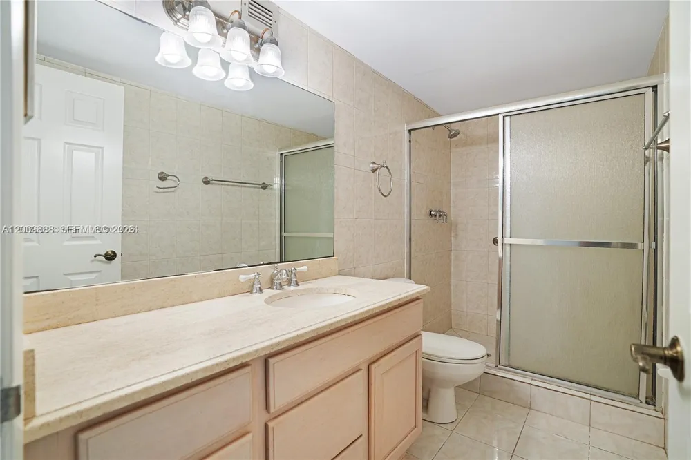 3800 S Ocean Dr #414 Hollywood, FL 33019