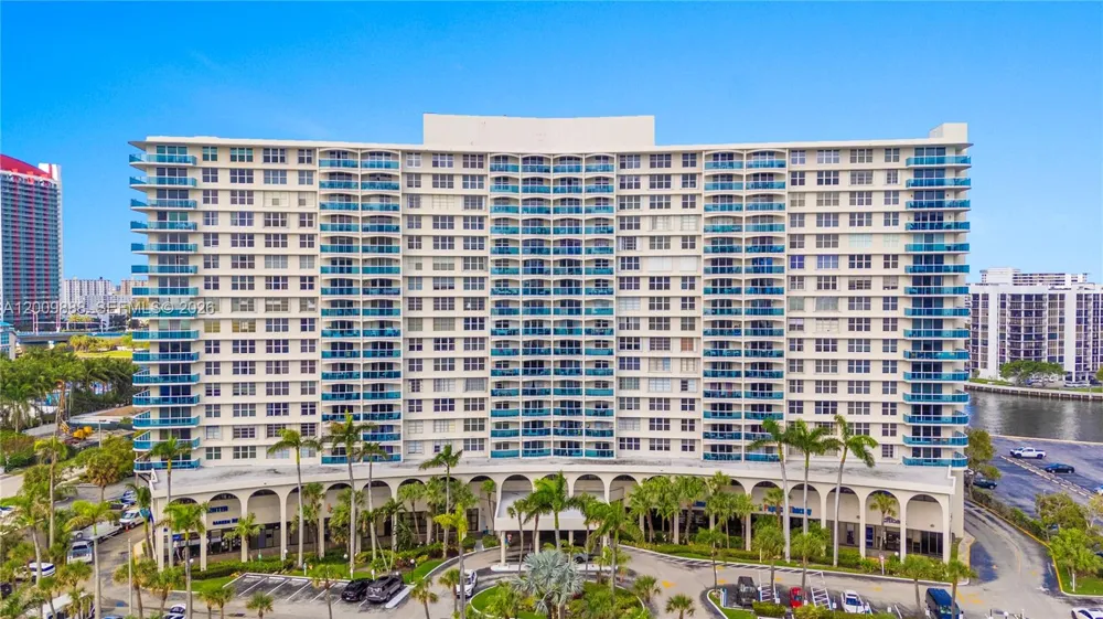 3800 S Ocean Dr #414 Hollywood, FL 33019
